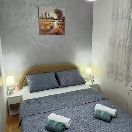 Apartman Central Apartment