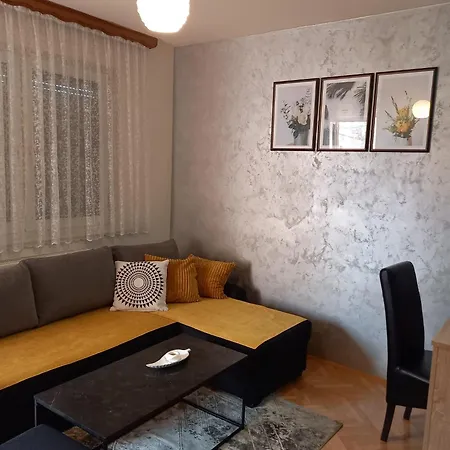 Διαμέρισμα Apartman Central